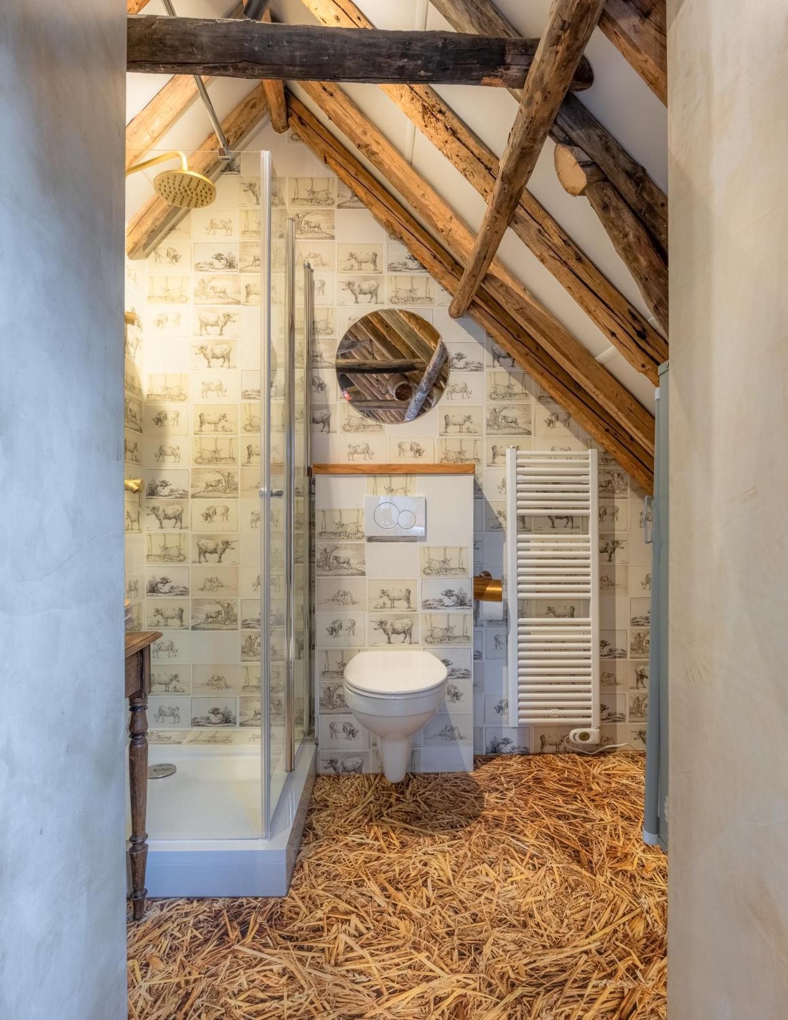 Unieke Bed En Breakfast Met Historisch Verhaal In Ferwert Ferwerd Bagian luar foto