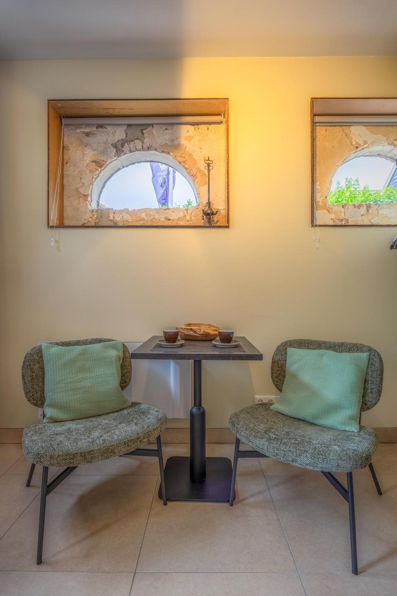 Unieke Bed En Breakfast Met Historisch Verhaal In Ferwert Ferwerd Bagian luar foto